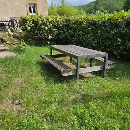 Ferienhaus Les Rochers De Bayac